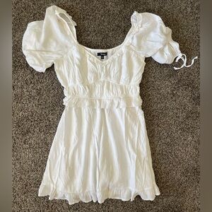Casual White Puff Sleeve Dress
